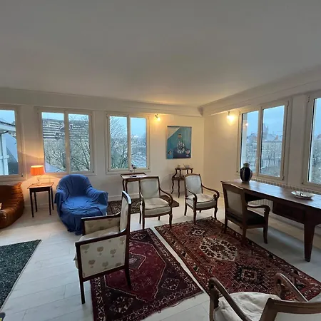 Apartment Chateau 147 M²
